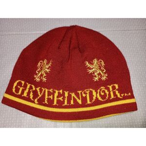 UNIVERSAL ORLANDO: Harry Potter / Gryffindor Red/Yellow Beanie, One Size
